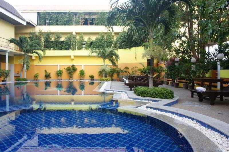 Jomtien Holiday Pattaya Hotel Exterior photo